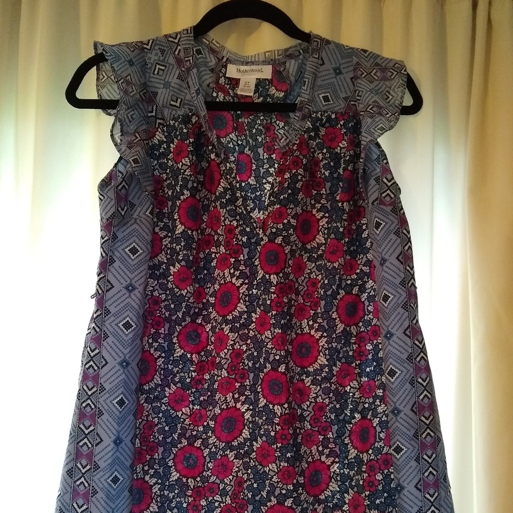 Floral maternity top